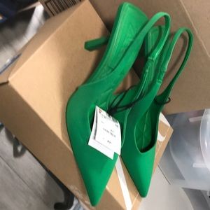 Size 40 Zara sling back pump shoe